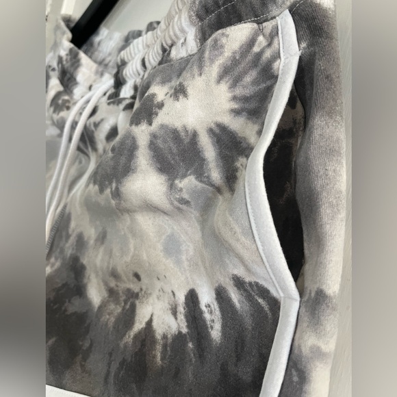 Tie Dye Jogging shorts - Picture 3 of 3